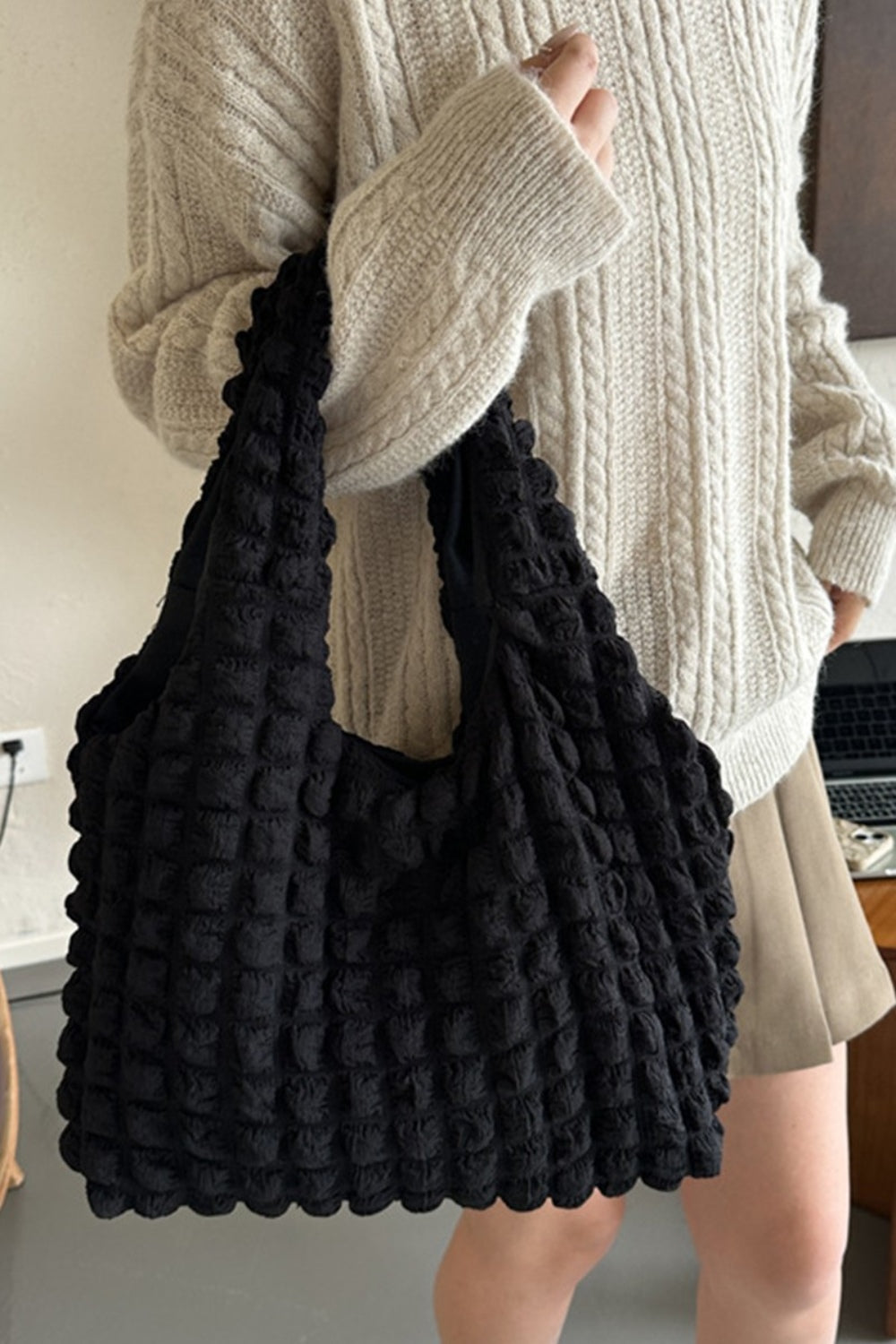 THE CLOUD PUFF TOTE