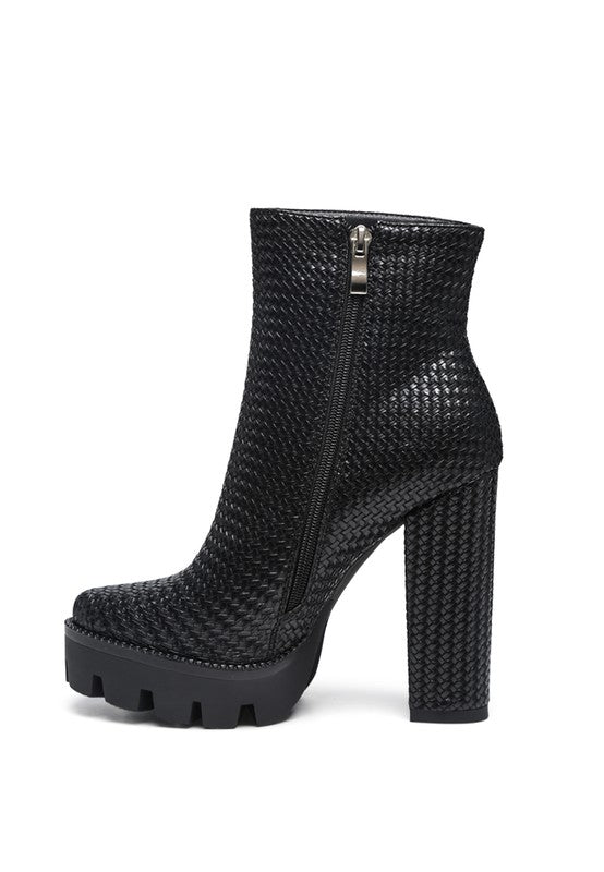 SNAKE SKIN HEELED BOOTIES