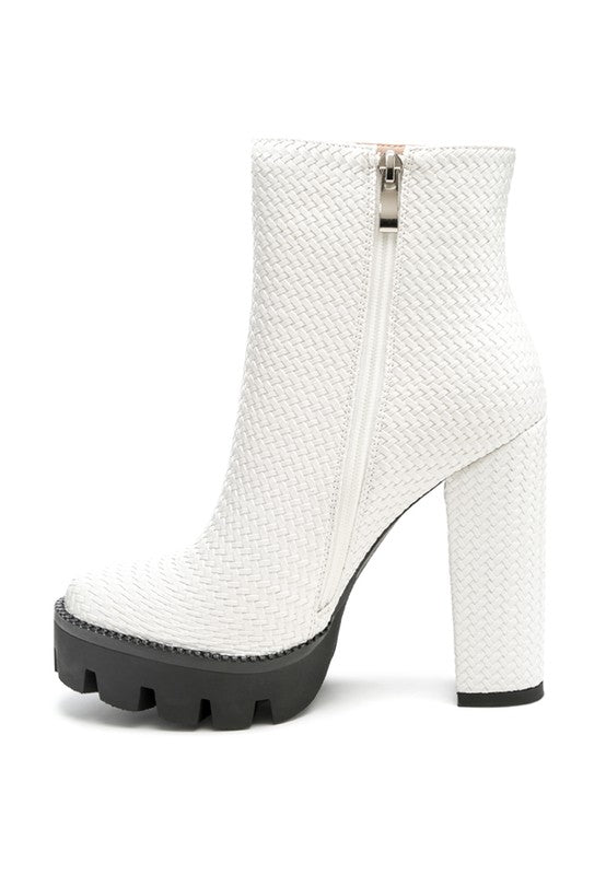 SNAKE SKIN HEELED BOOTIES