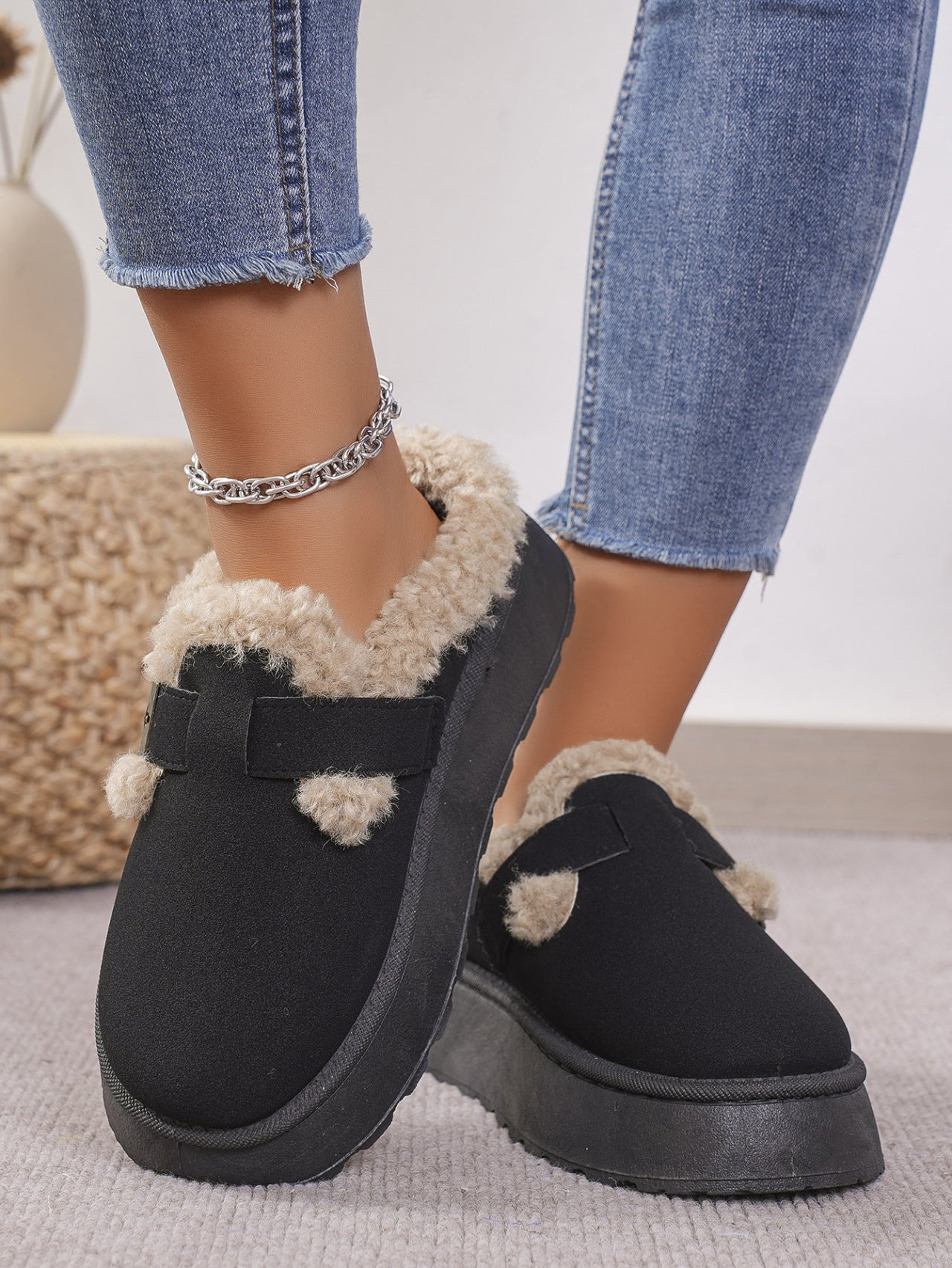 FUZZY BUCKLE PLATFORM SLIPPERS